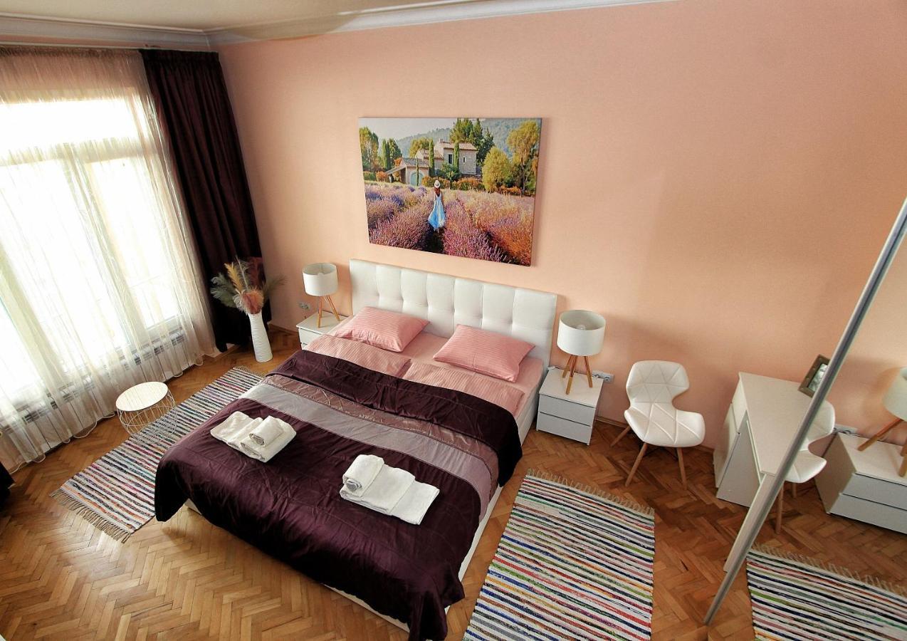Colorful * Sofia